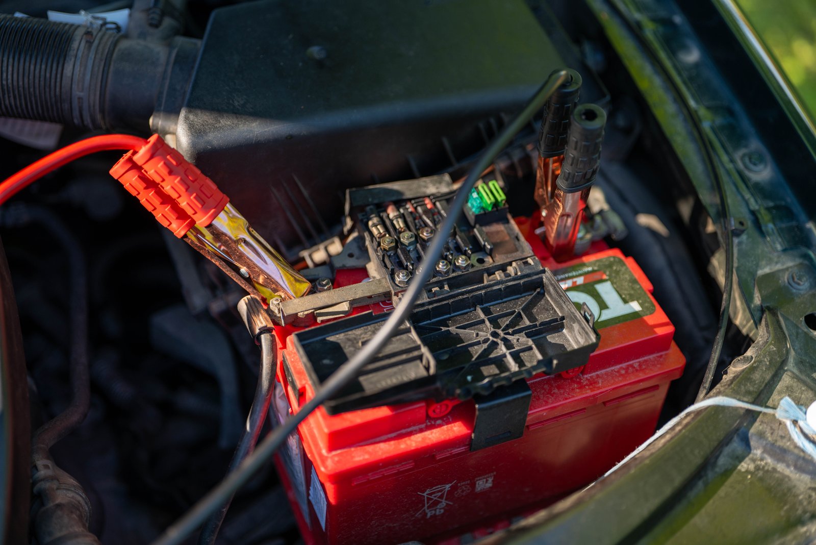 Vehicle battery service